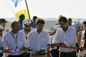 Louzán, Feijoo e Rajoy na inauguración de La Vuelta 2013