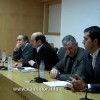 Rafael Louzán e os alcaldes do Val Miñor tiveron un encontro inesperado coa afectados polas preferentes e subordinadas en Gondomar. 