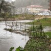 O río Miñor rebordou sobre na zona de obras do paralizado tanque de tormentas de Gondomar - Foto Gondomar.tv