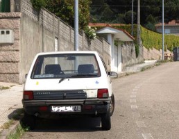 Imaxe arquivo, coche abandoado en Prado (Priegue) - Foto: PP de Nigrán
