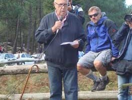 Méndez Ferrín, presidente da Real Academia Galega, reclamou protección para a Serra do Galiñeiro por parte das administracións.(imaxe, Xilberte Manso) Méndez Ferrín, presidente da Real Academia Galega, reclamou protección para a Serra do Galiñeiro por parte das administracións.(imaxe, Xilberte Manso)